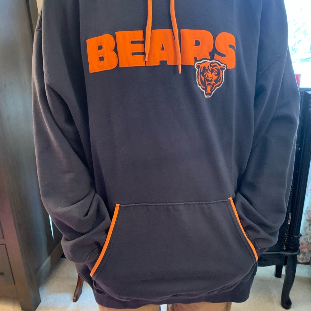 Bears hoodie NFL 2X in good used condition,